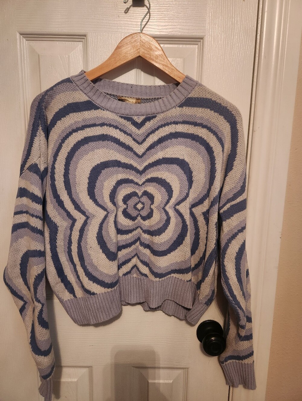 ALTAR'D STATE Women's Long Sleeve Knitted Bella Sweater Tonal Swirl Pullover